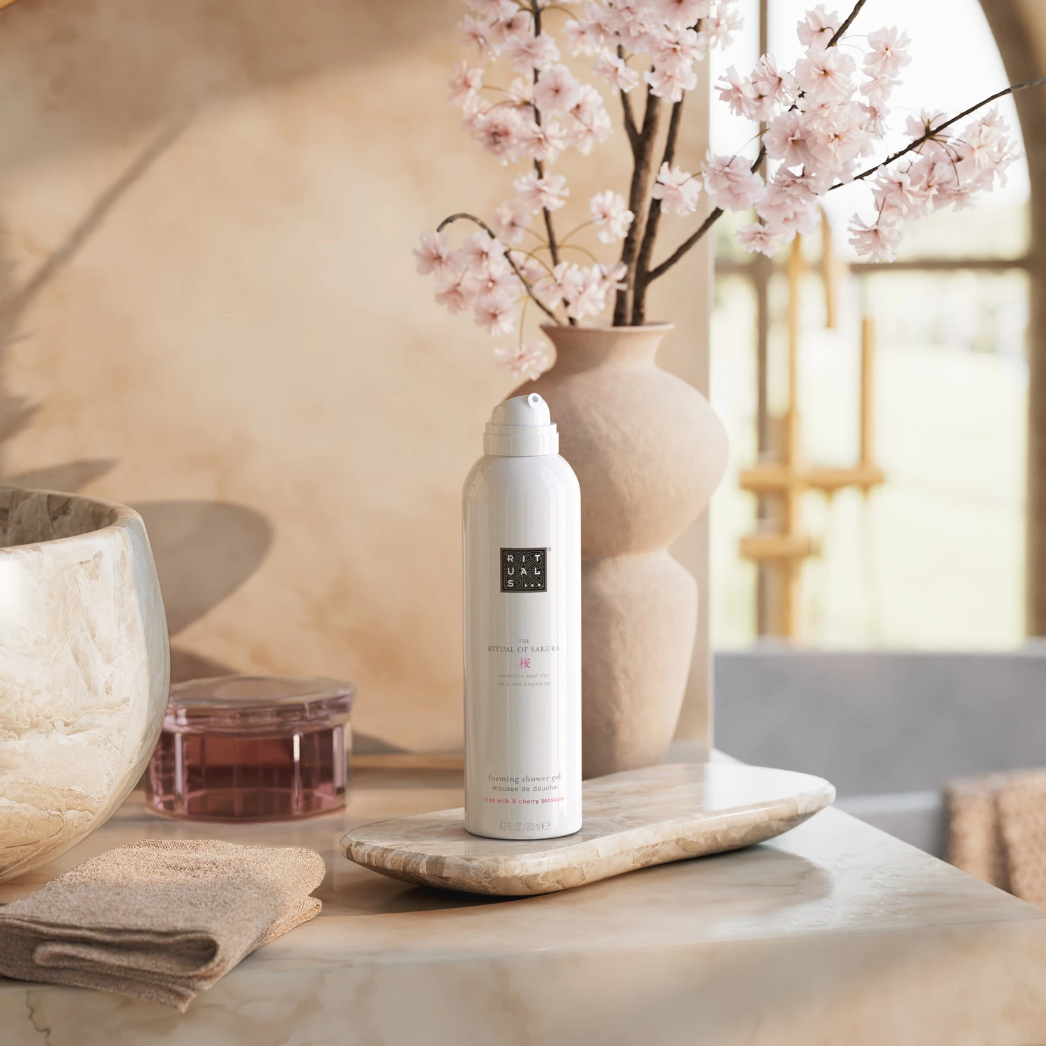 Gel de duș spumant The Ritual Of Sakura 200 ml - Rituals