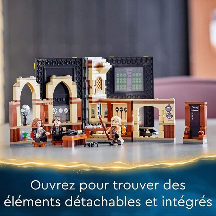 Jouet de Construction - LEGO - 76397 - Harry Potter - Poudlard - Cours de Défense - 240 pièces