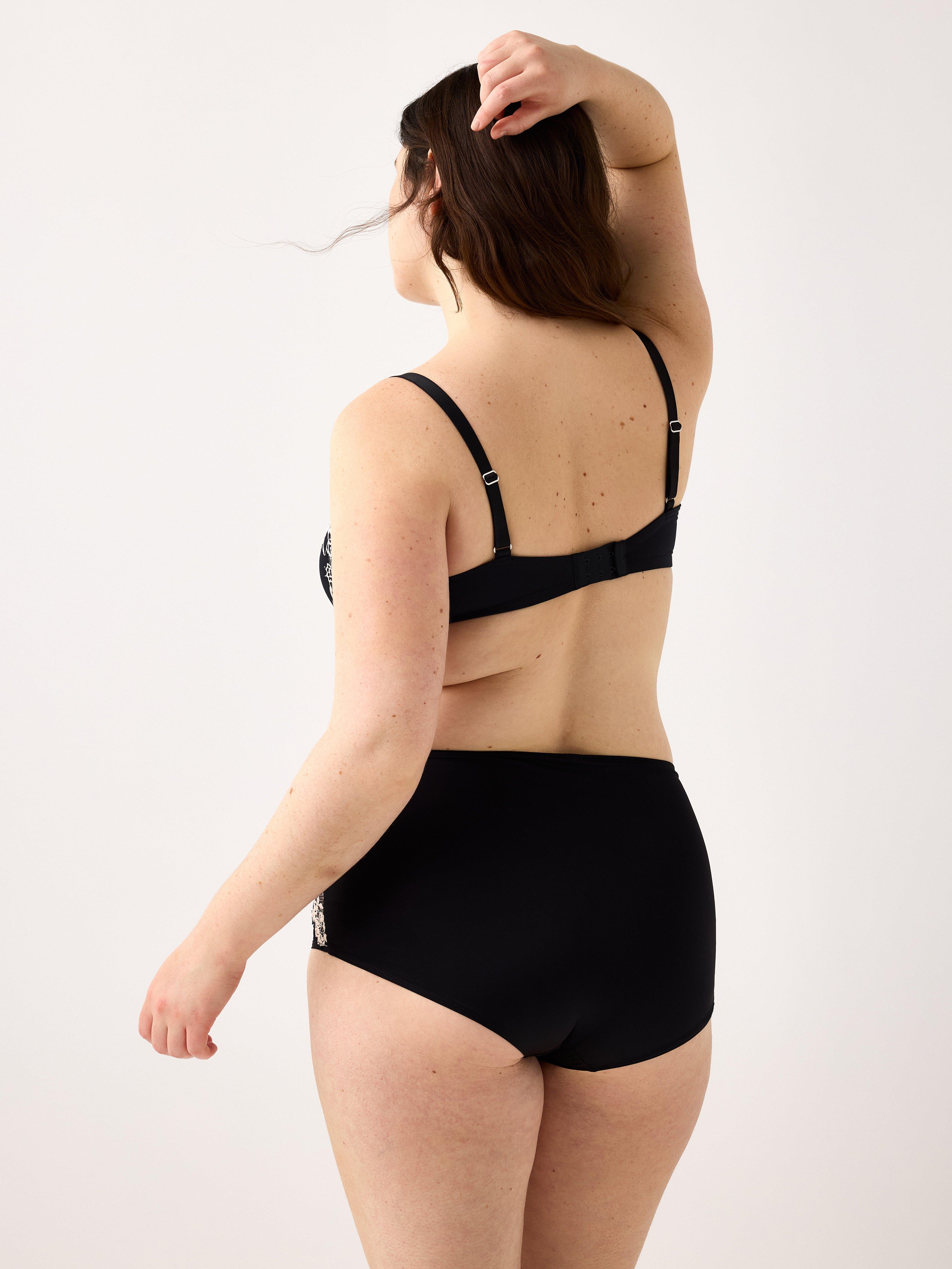Camiseta Lilja-bh med spets Negro