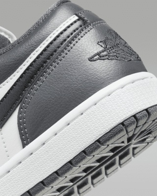 Air Jordan 1 Low Women's Shoes
