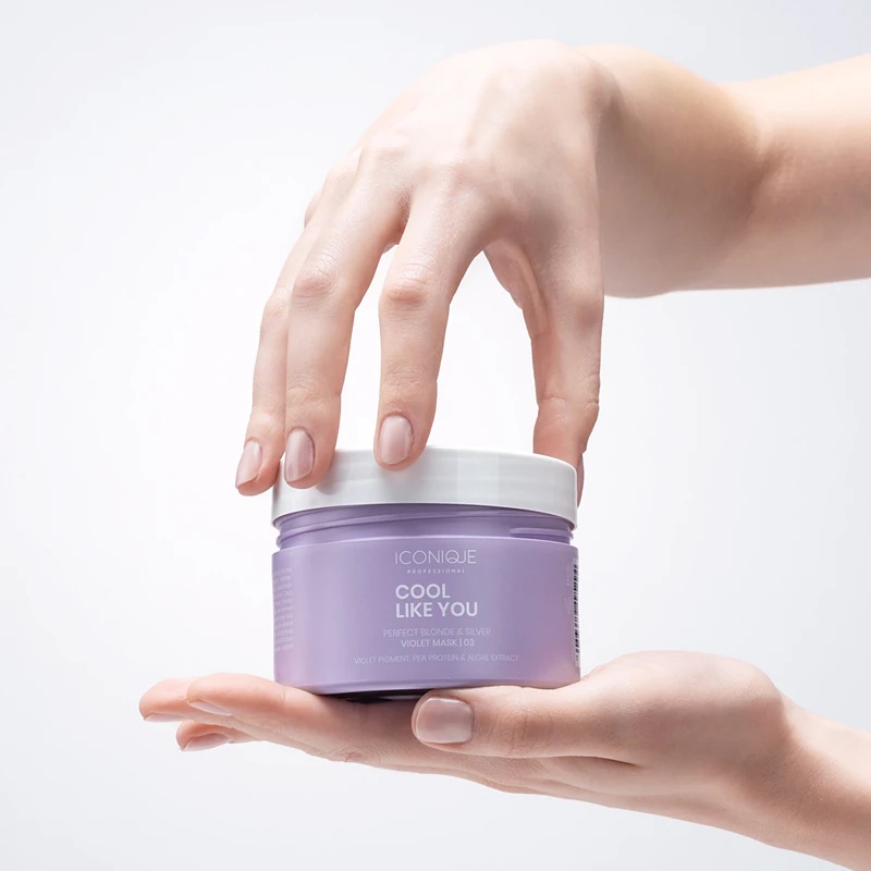 ICONIQUE Professional COOL LIKE YOU maska za lase Perfect Blonde & Silver Violet za nevtralizacijo rumenih tonov