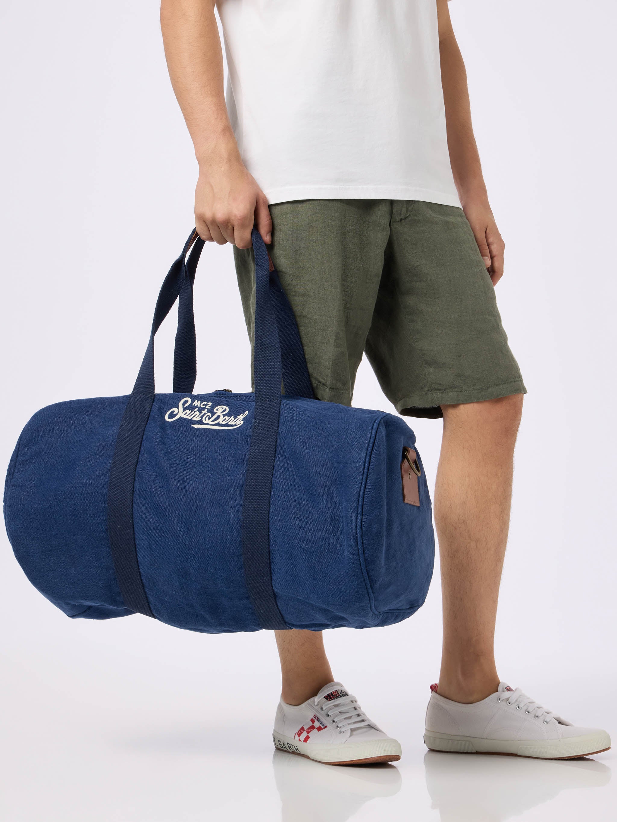 Jetleg Reisetasche aus Leinen | Blau | Logostickerei | Ledergriffe & -details | Innentasche | Abnehmbarer Schultergurt | 100 % Leinen | MC2 Saint Barth