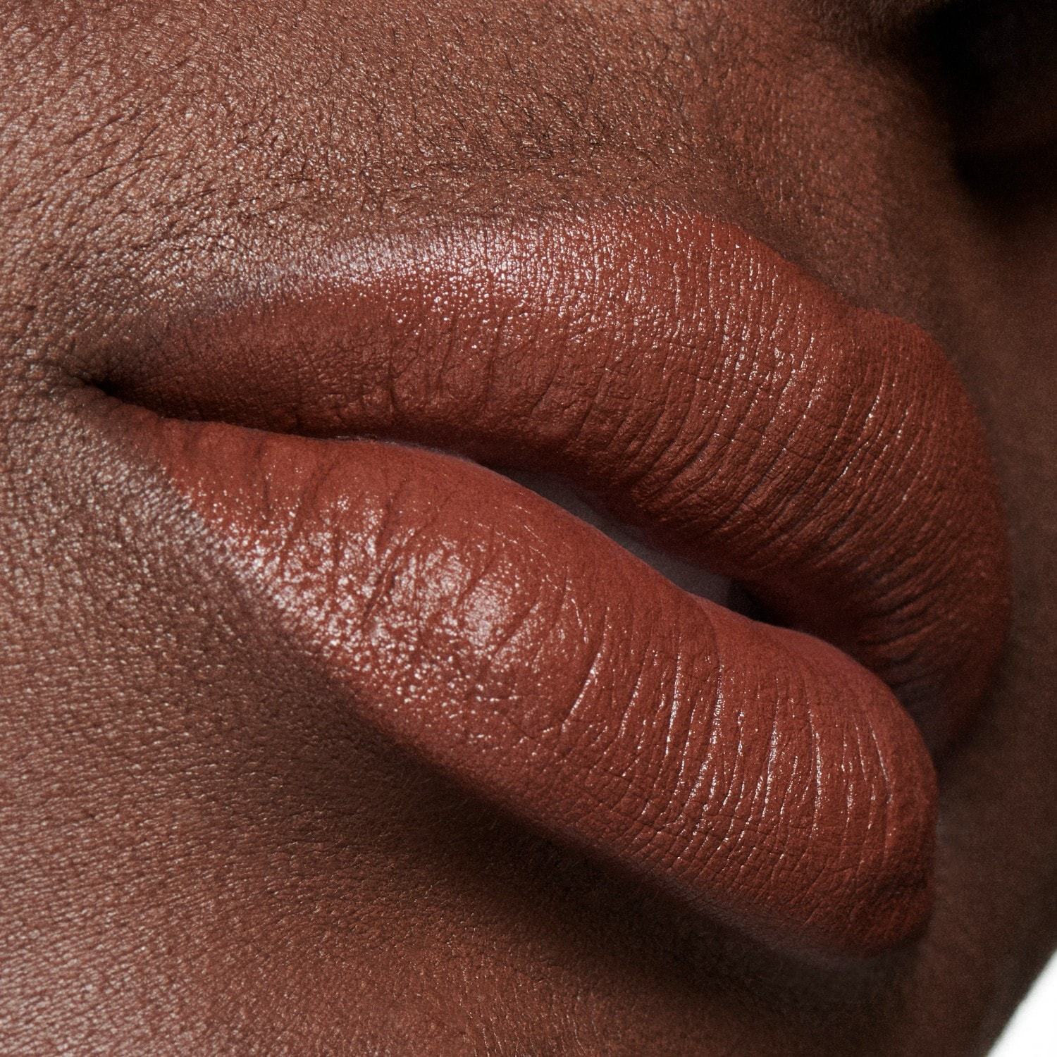 MAC lūpų dažai „Intimate Nudes“ MACximal Silky Matte – 3,5 g