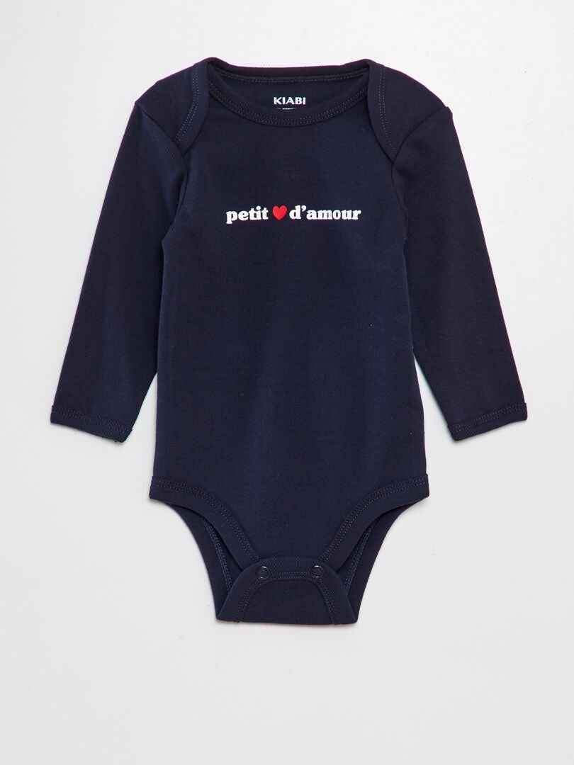 Conjunto de body, macacão e babador com estampa de coração para bebê - BRANCO