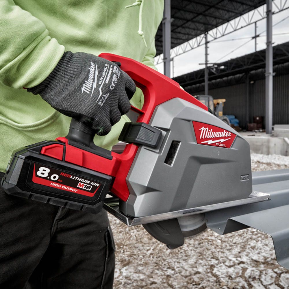 Serra circular para metal Milwaukee 18V FUEL™ 203 mm Skin M18FMCS66-0
