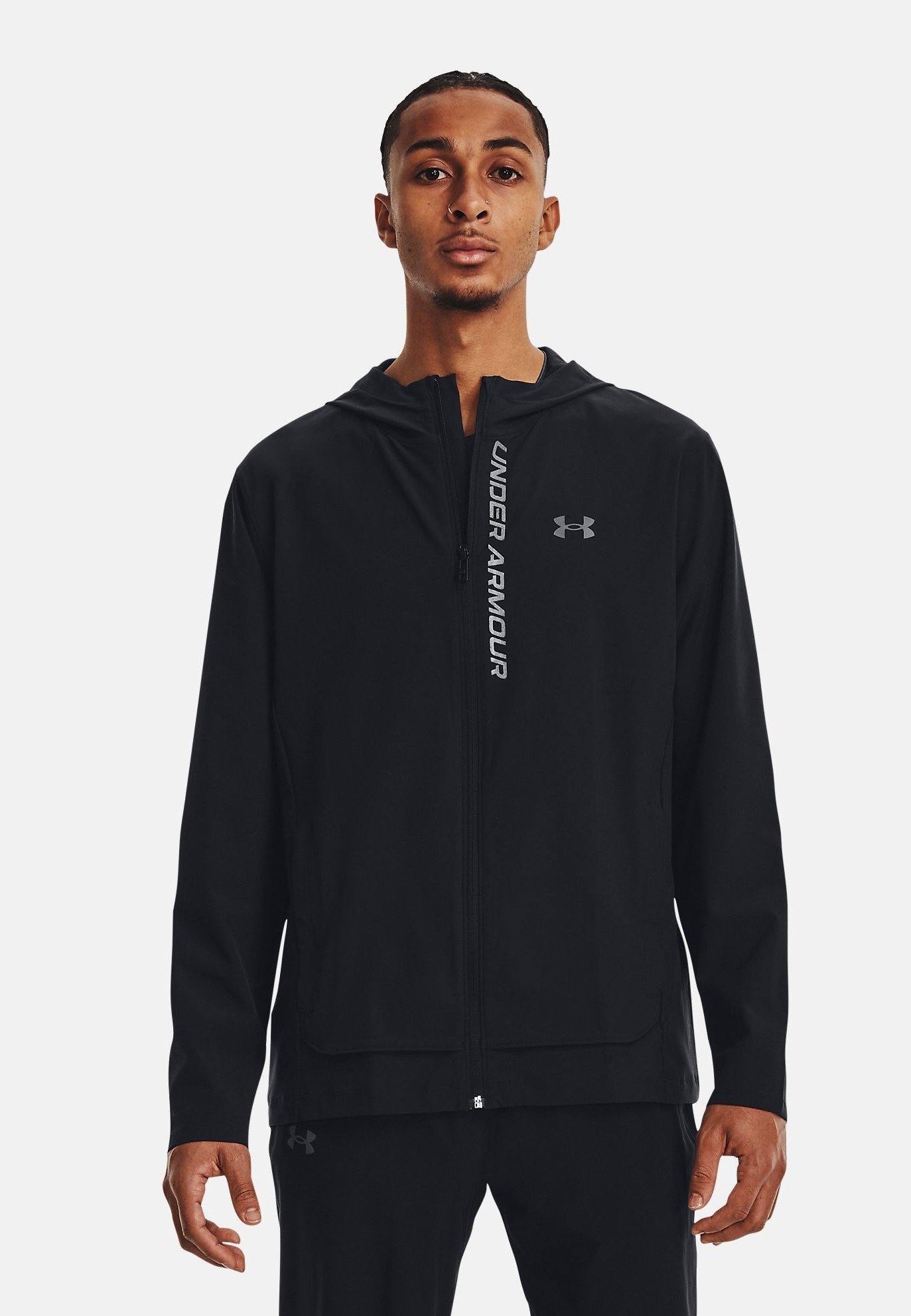 Under Armour OUTRUN THE STORM - Trainingsjack - zwart met reflecterende details