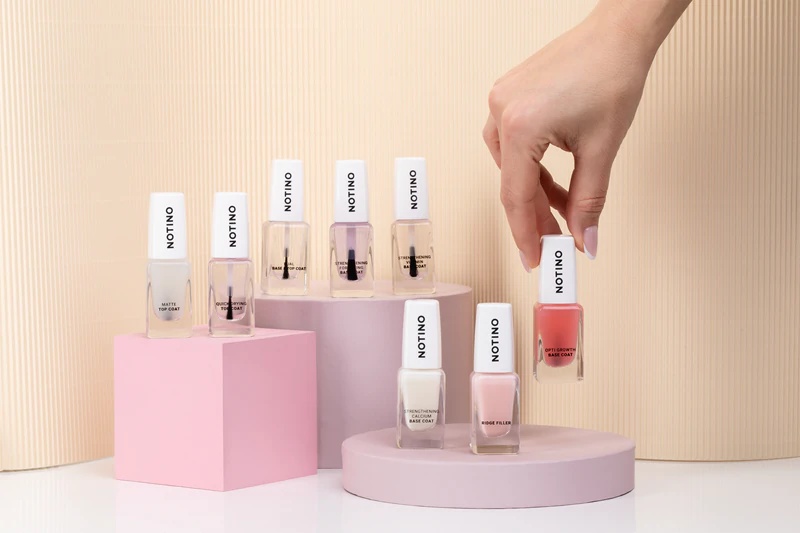 Notino Nail Care Opti Growth Base Coat хранљиви лак за нокте који подстиче раст ноктију