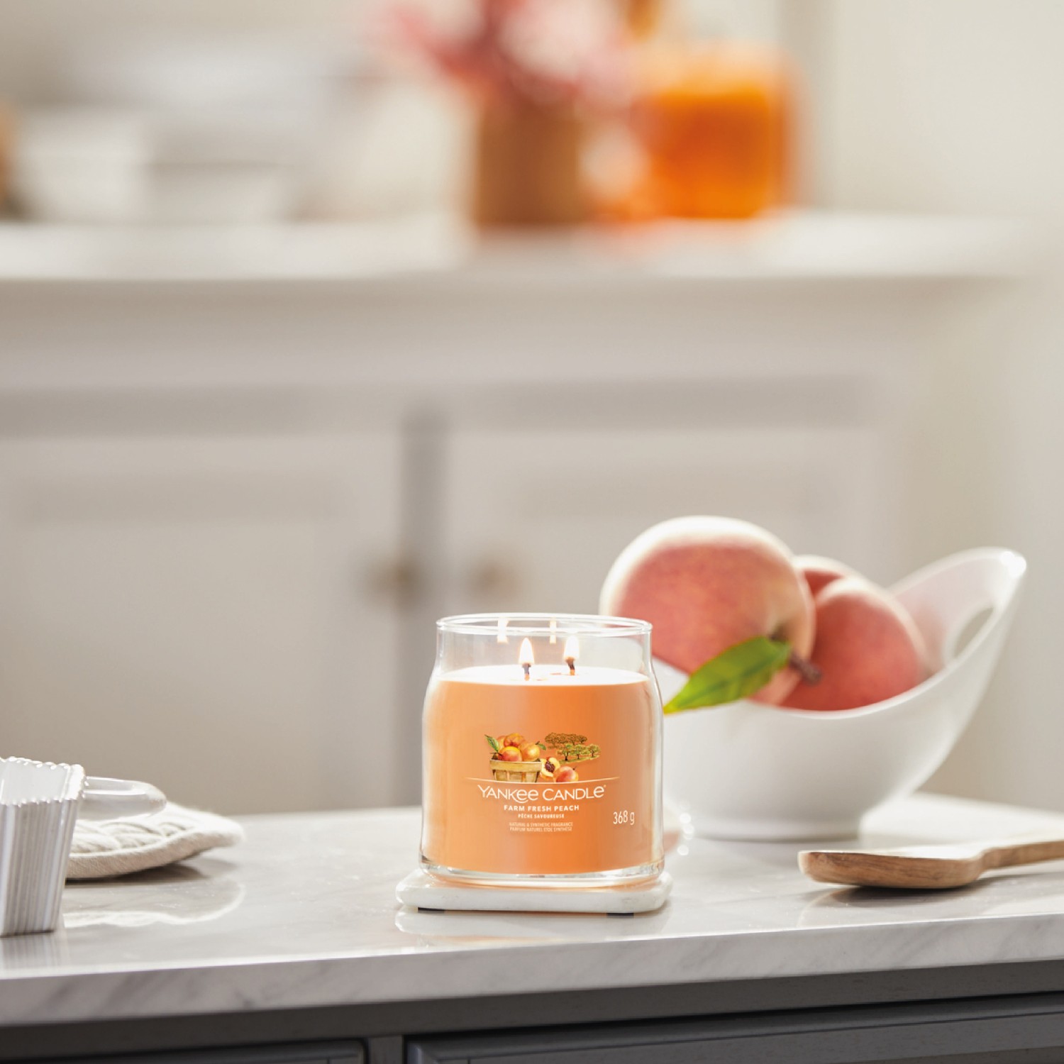 YANKEE CANDLE Moyenne Jarre Pêche Savoureuse