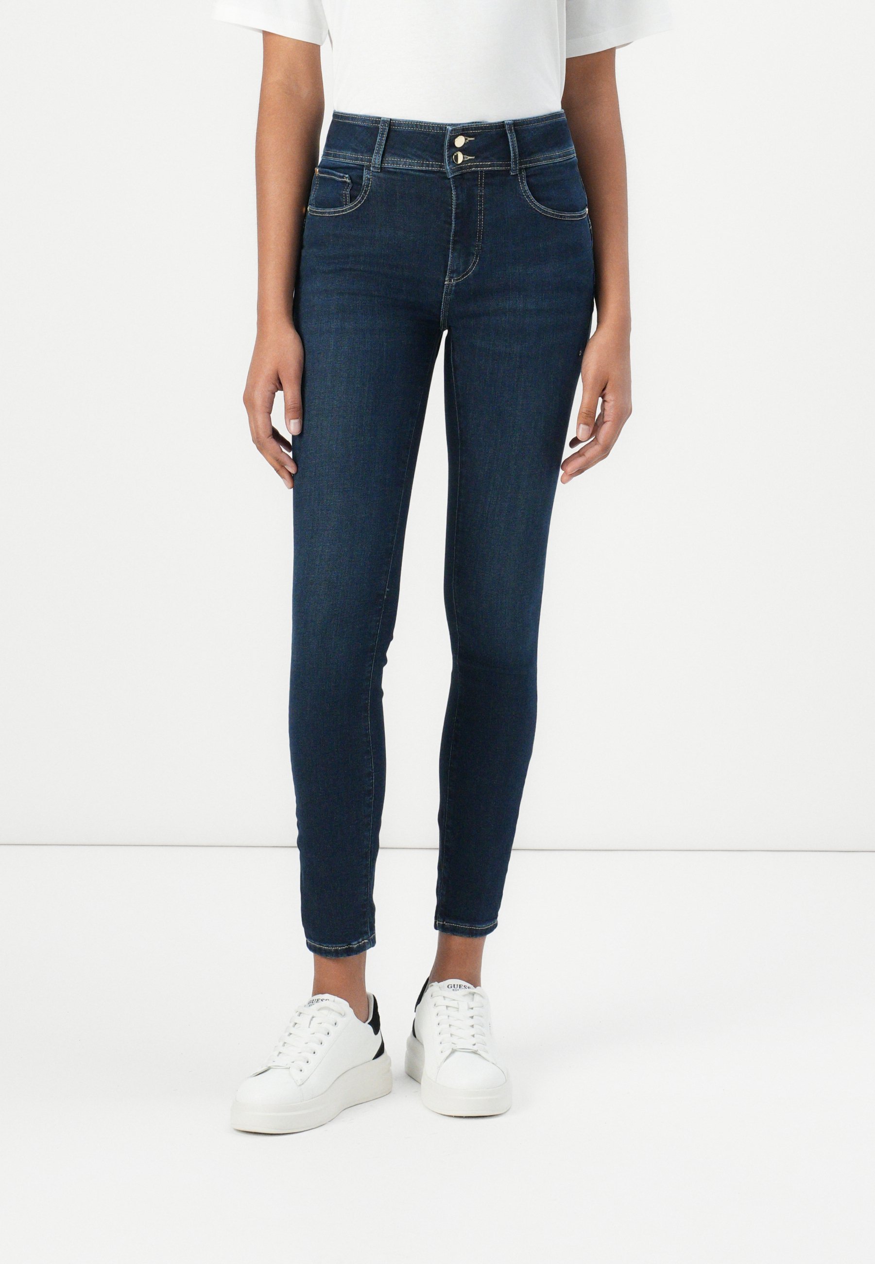 Guess SHAPE UP - Skinny Fit jeans - de wind vlak