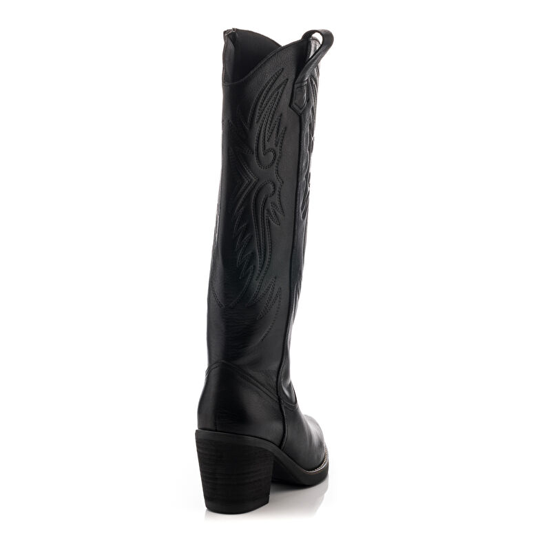  Botas negras de mujer