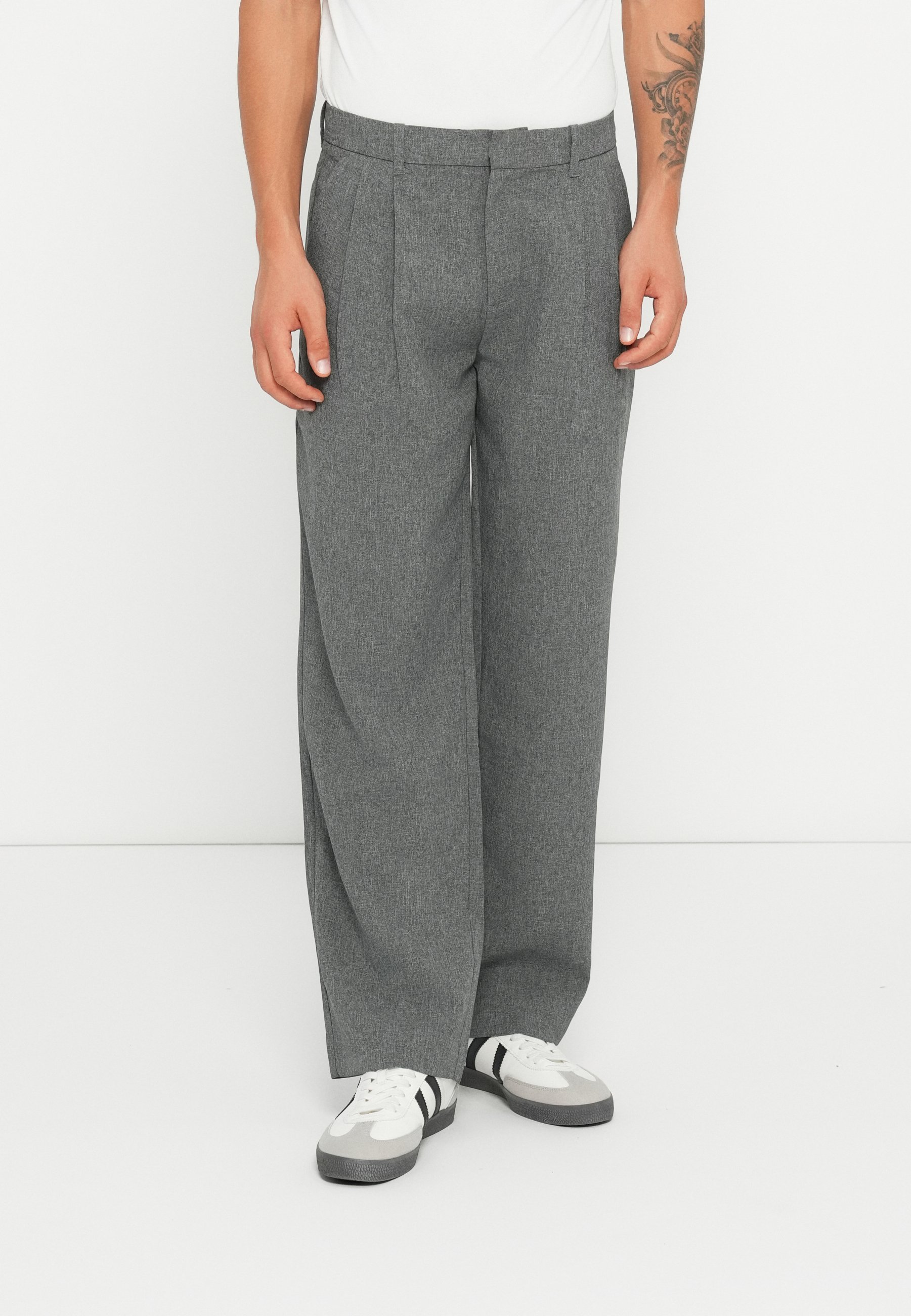 Pantalon Jack & Jones JPSTBILL JJDAYTONA WIDE - gris foncé chiné
