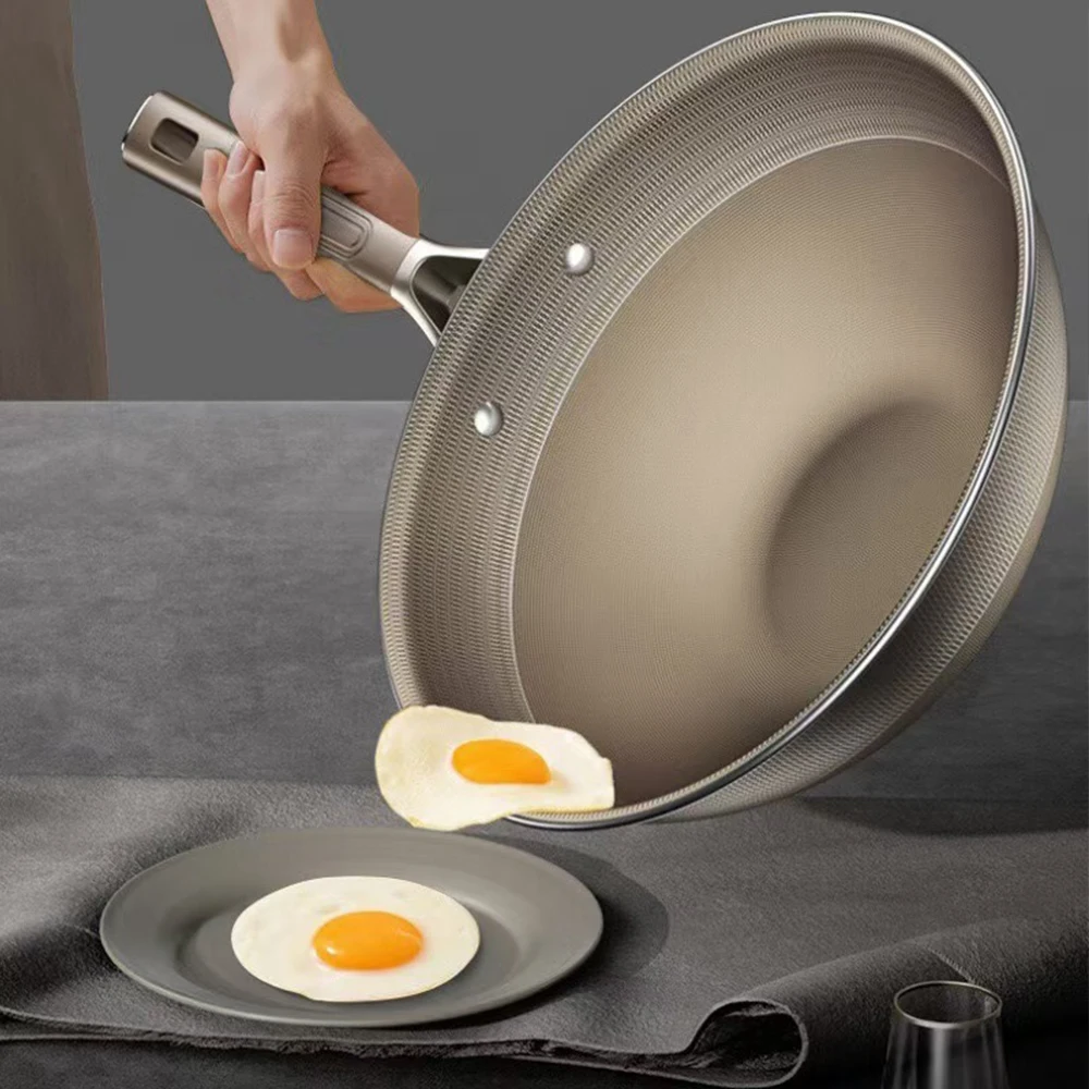 Wok en acier inoxydable titane, poêle antiadhésive sans revêtement, compatible avec les plaques à induction et à gaz.