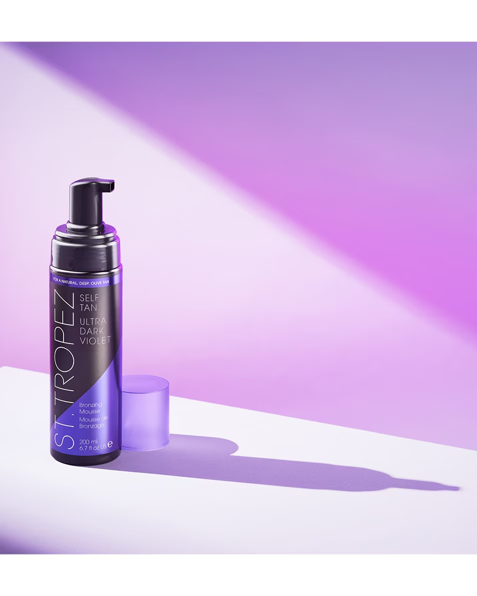 ST.TROPEZ Ultra Dark Violet Mousse spumă autobronzantă