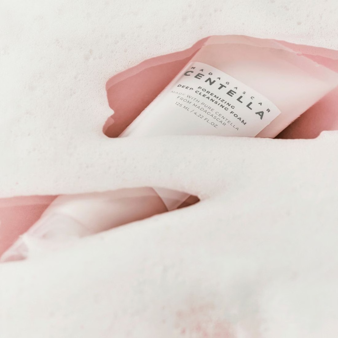 SKIN1004 Pjena za dubinsko čišćenje s madagaskarskom centelom za poreme 125 ml
