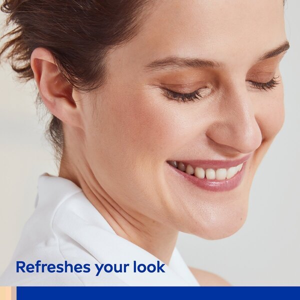 NIVEA Cellular Expert Finish 03 Medium Dark SPF15 3-v-1 negovalni puder v obliki blazinice<br>15 g