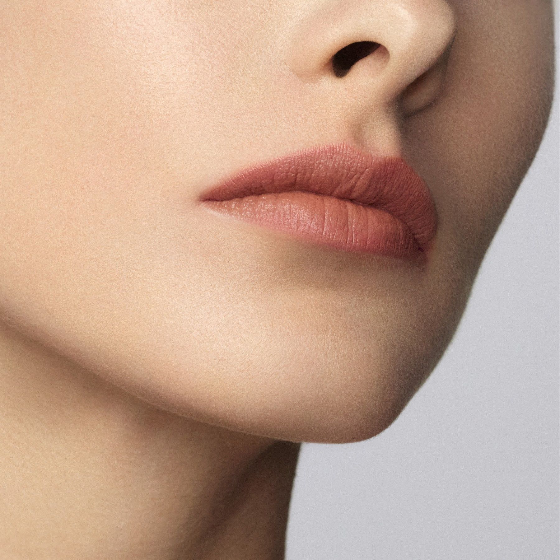 Tekoča šminka Lip Maestro Luksuzne tekoče šminke