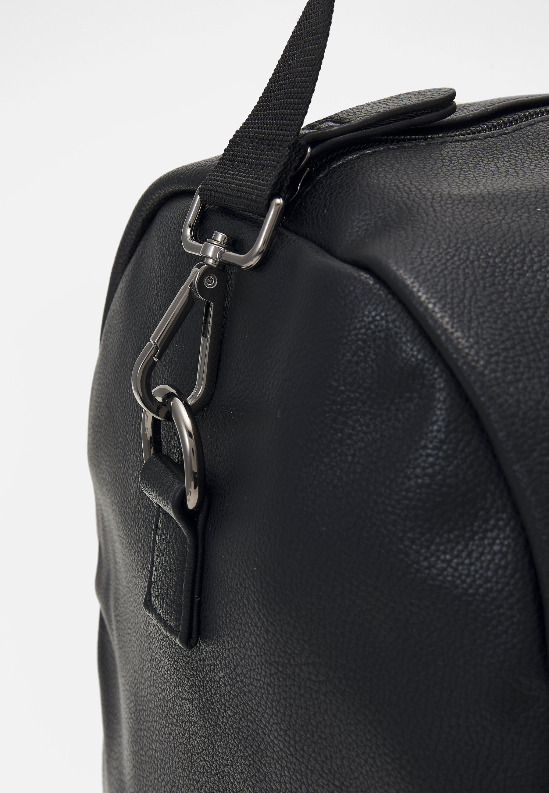 Pier One UNISEX - Weekendtas - zwart