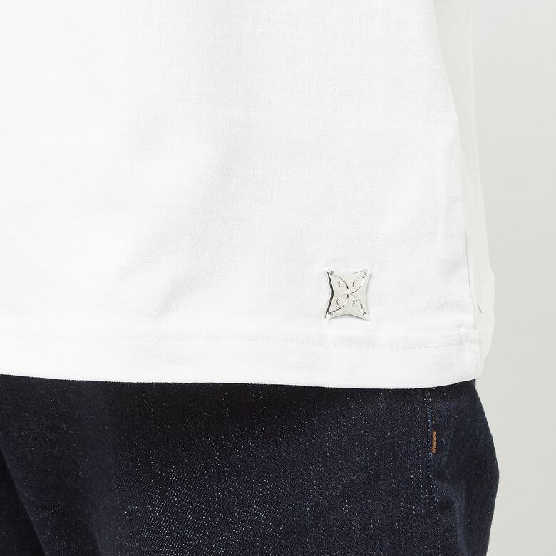 T-shirt met logo op de borst