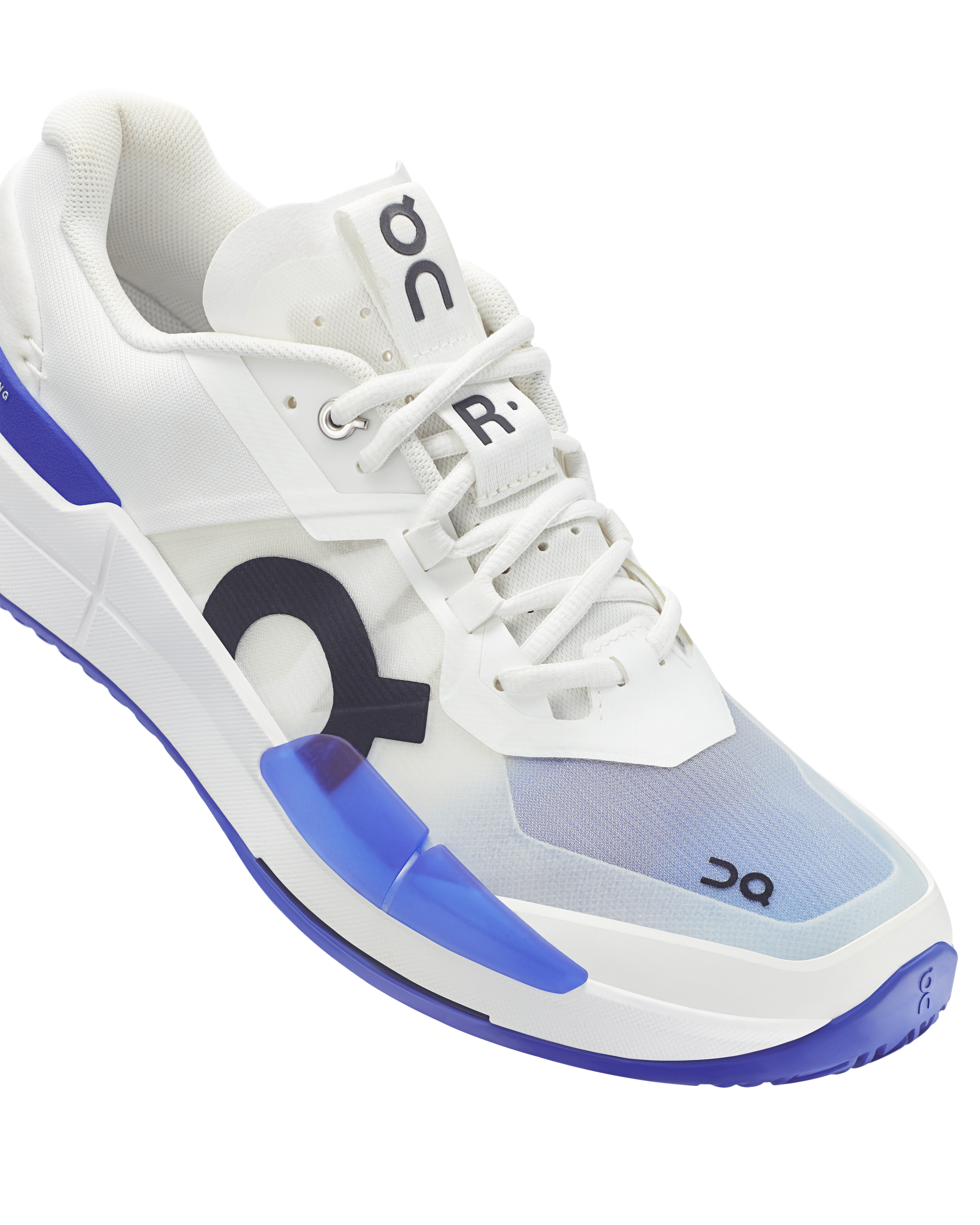 On Zapatillas ROGER Pro 2 para hombre, completamente blancas.