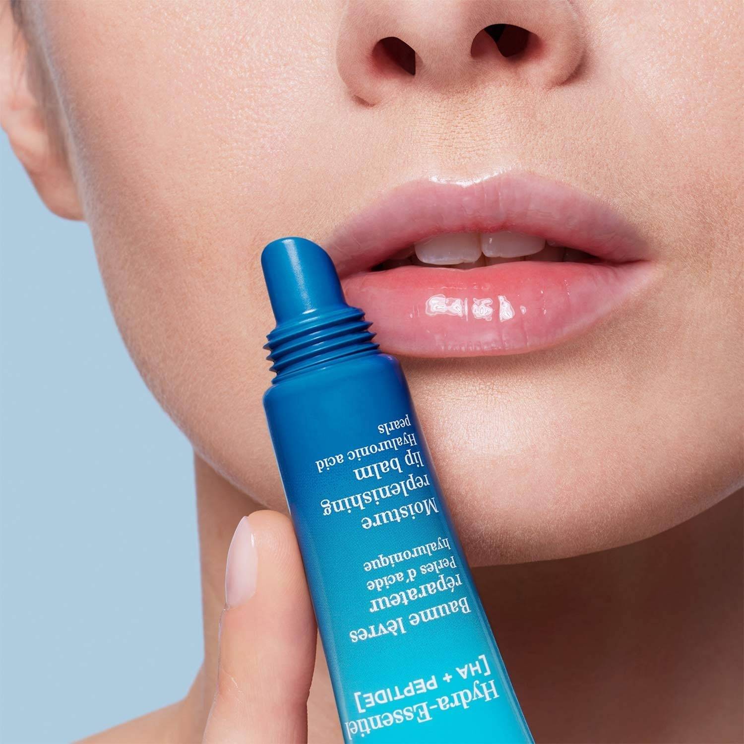 Clarins lūpų balzamas Hydra-Essentiel HA² Hydra-Essentiel [HA] drėkinamasis lūpų balzamas – 15 ml
