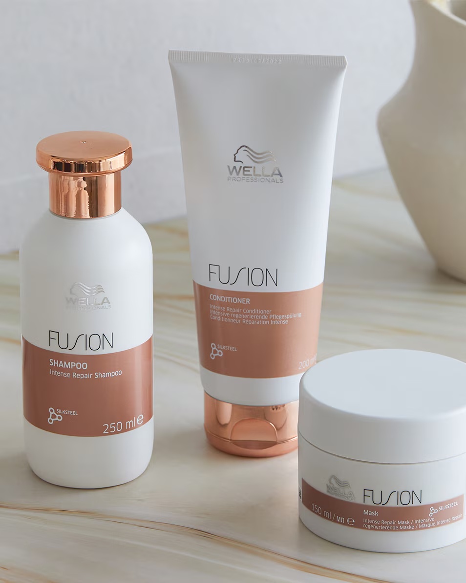 Σαμπουάν WELLA PROFESSIONALS Fusion για ξηρά και ταλαιπωρημένα μαλλιά