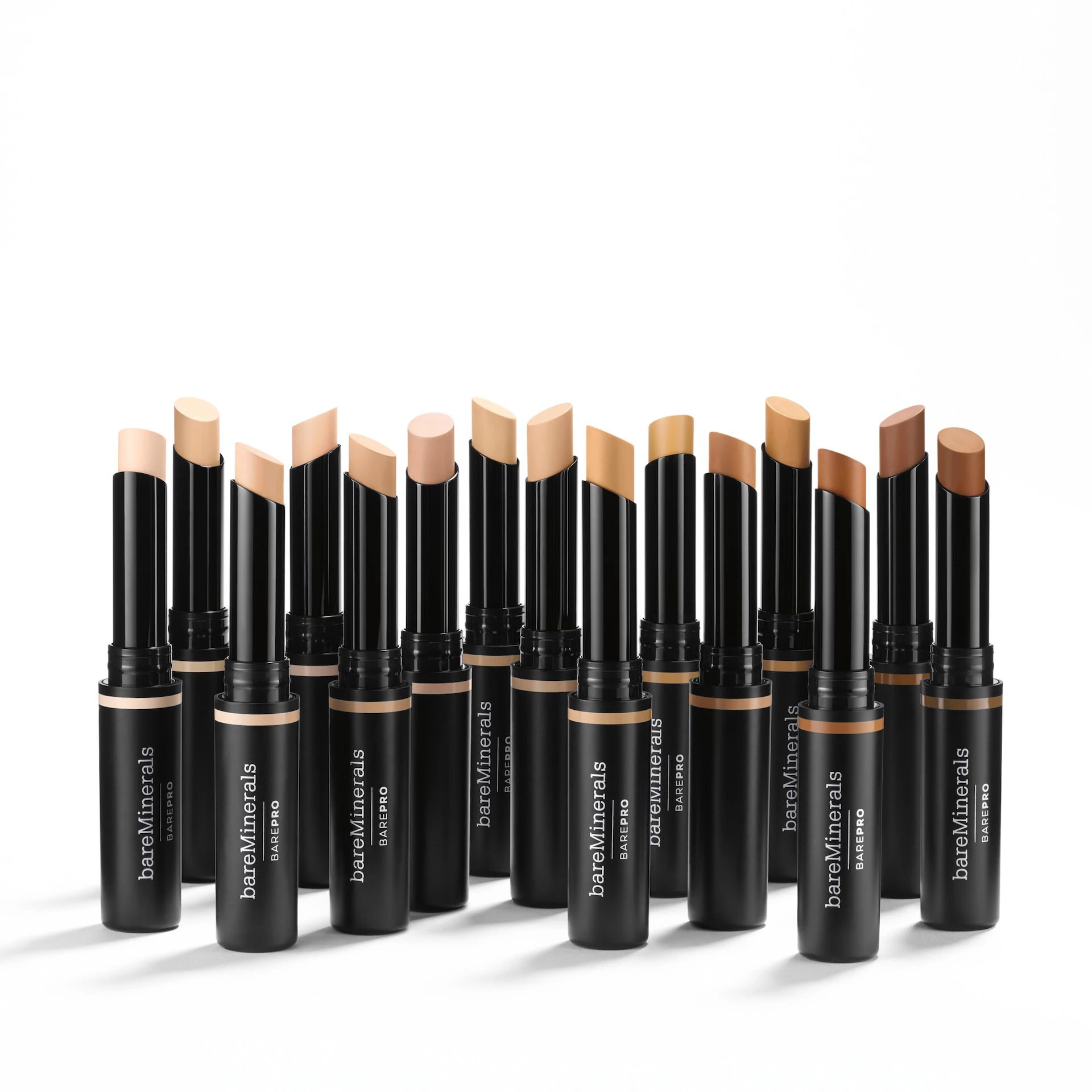 Corector BarePRO® cu acoperire completă, cu efect de 16 ore, 13 culoare neutră închisă - bareMinerals