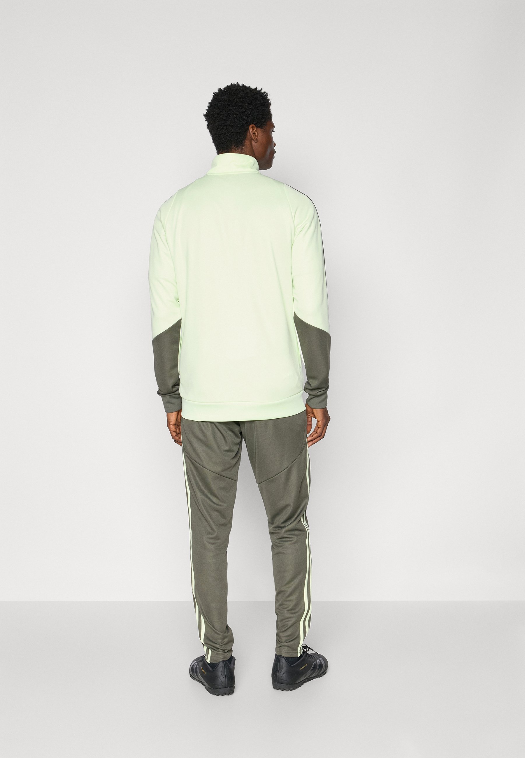adidas Performance REAL SUIT SET – Clubwear – fast limettengrün/utilitaristisch grau