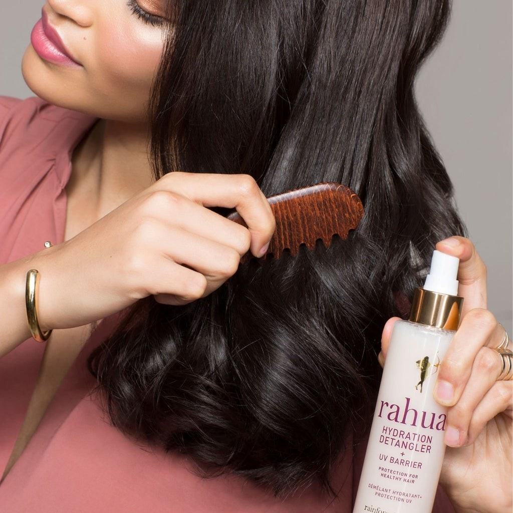 „Rahua“ drėkinamasis plaukų lakas, iššukuojantis ir apsaugantis nuo UV spindulių, 50 ml