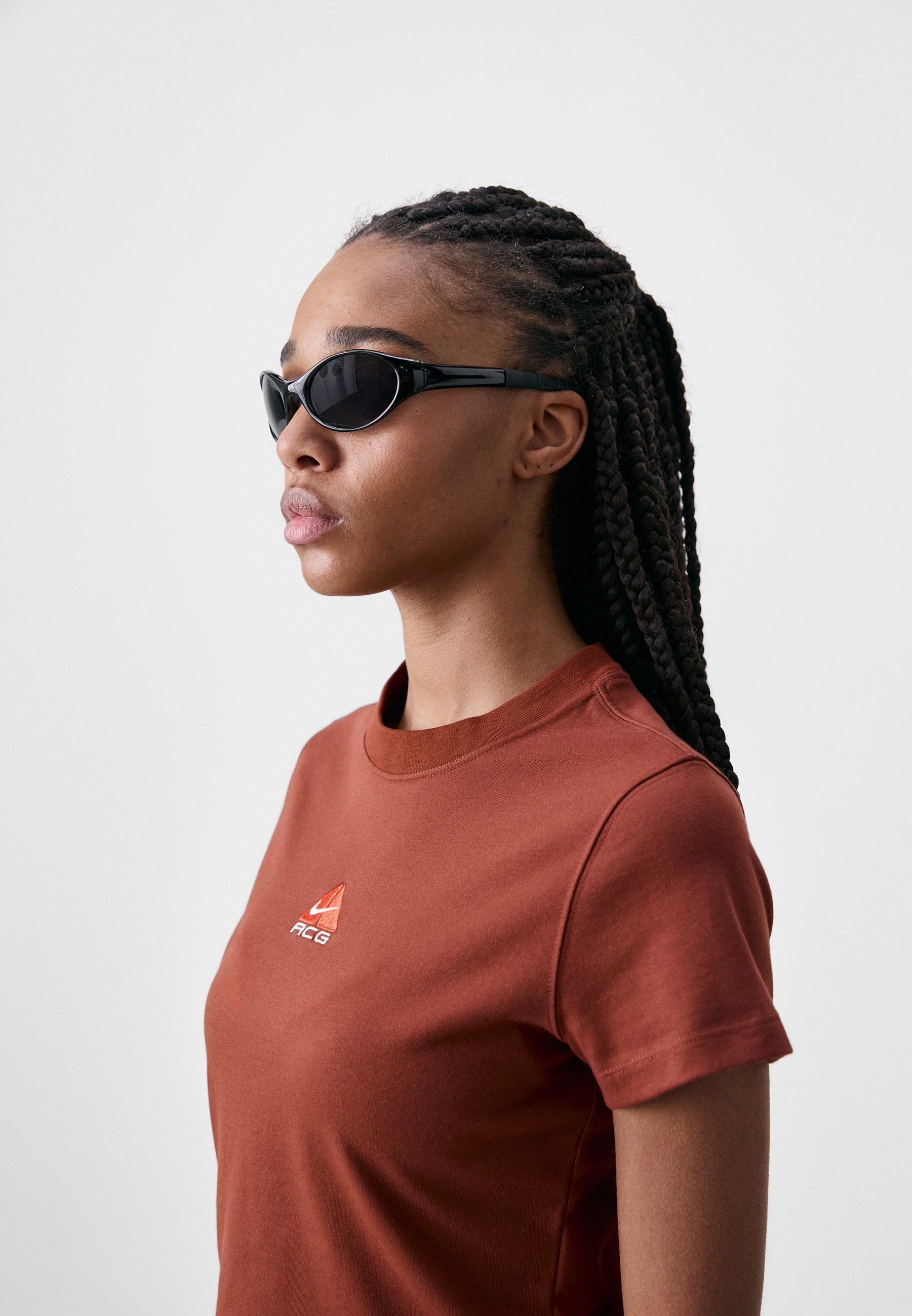 Nike ACG BABY LUNGS – Basic-T-Shirt – Zimt/Scharfes Rot/Gipfelweiß