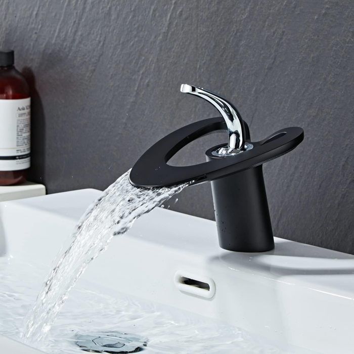 Waterval badkamerkraan, wastafelmengkraan met verstelbare warm- en koudwaterkraan met één hendel en keramische klep.
