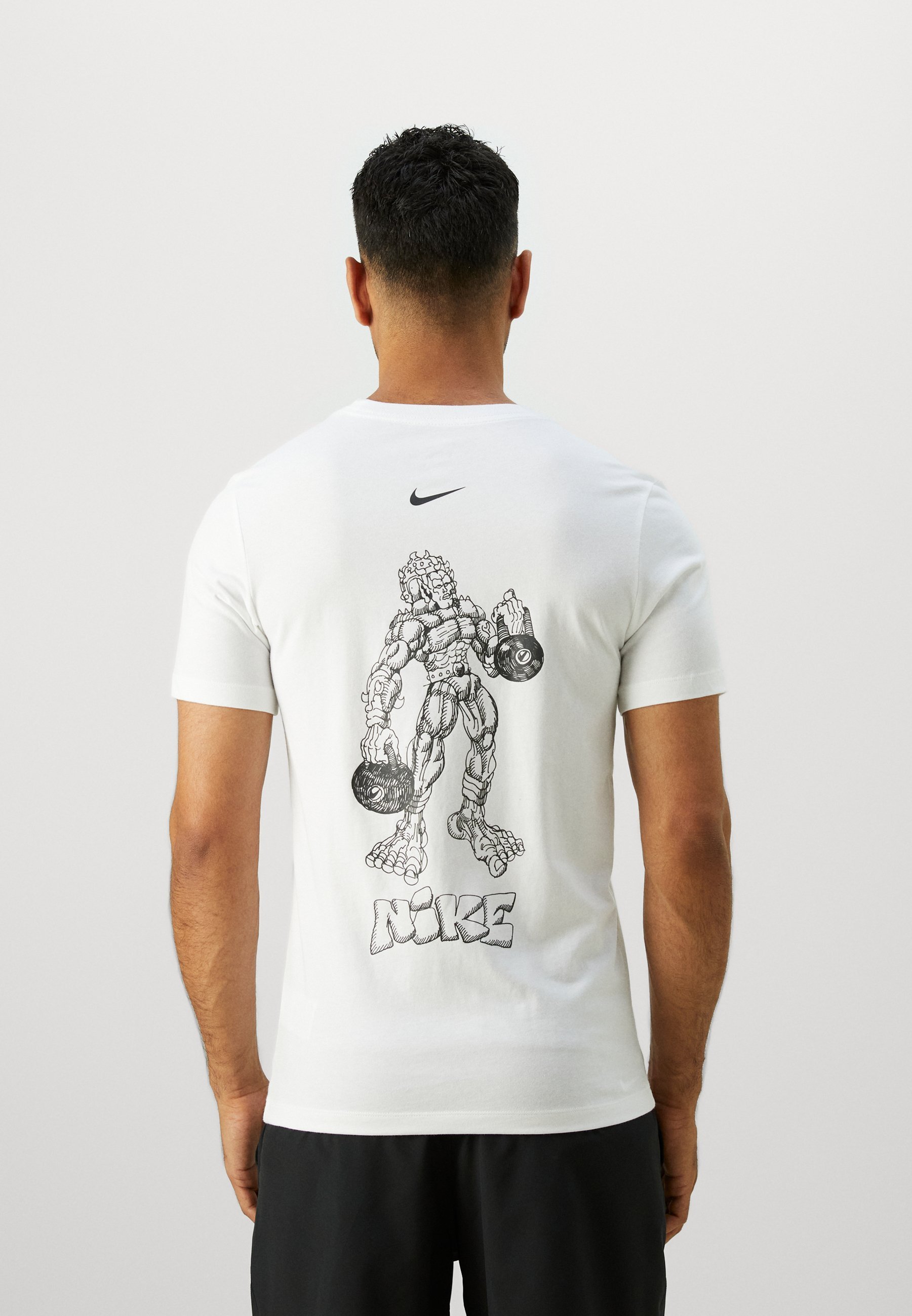 Nike Performance TEE FITNESS - Koszulka z nadrukiem - biały/czarny