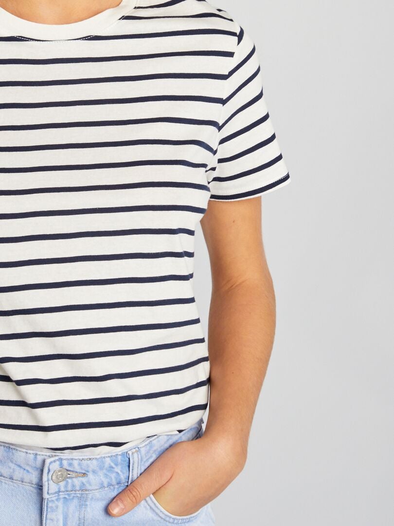 Camiseta 'Corações' - BRANCA