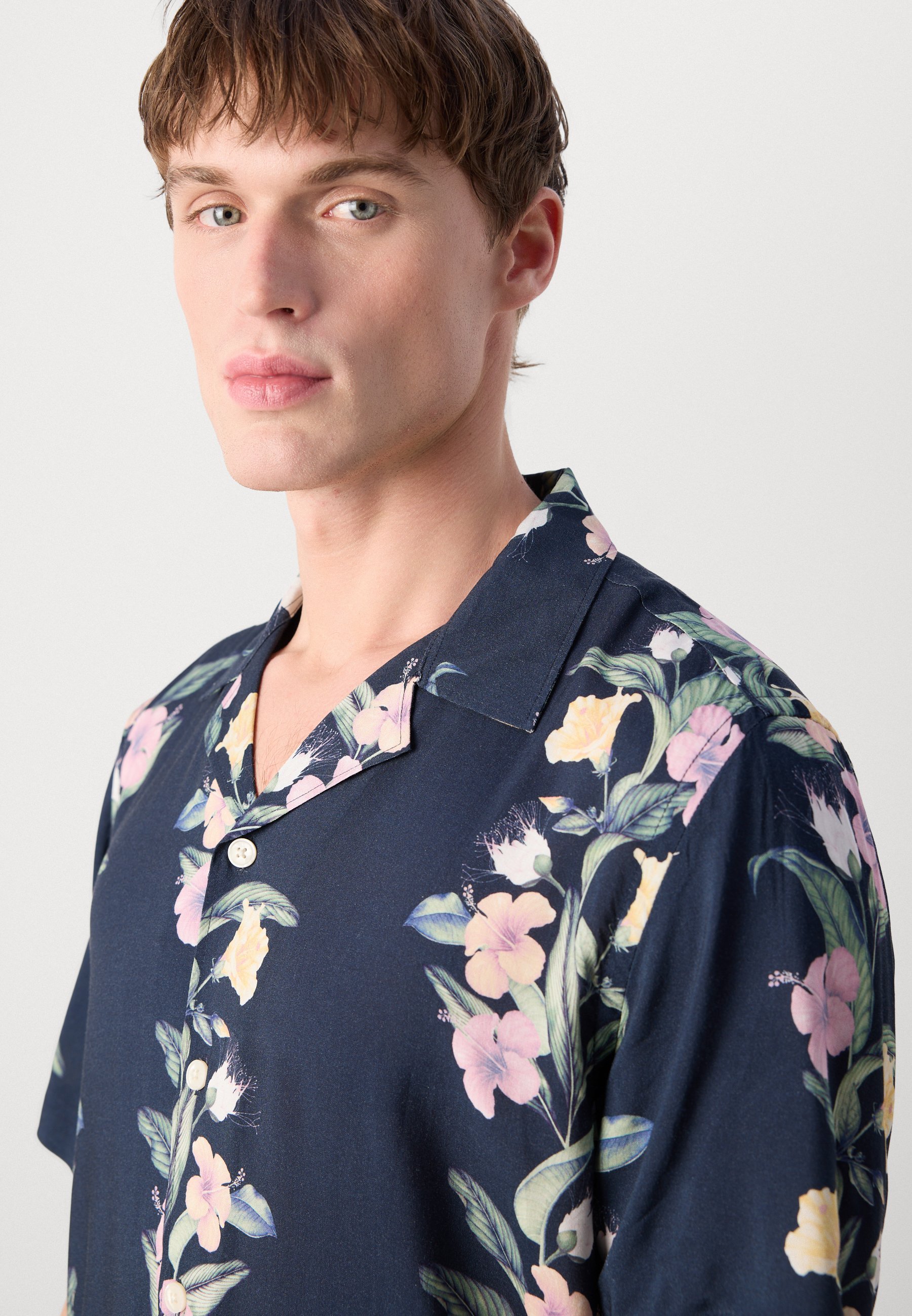 Lindbergh RESORT ING - Ing - sötétkék