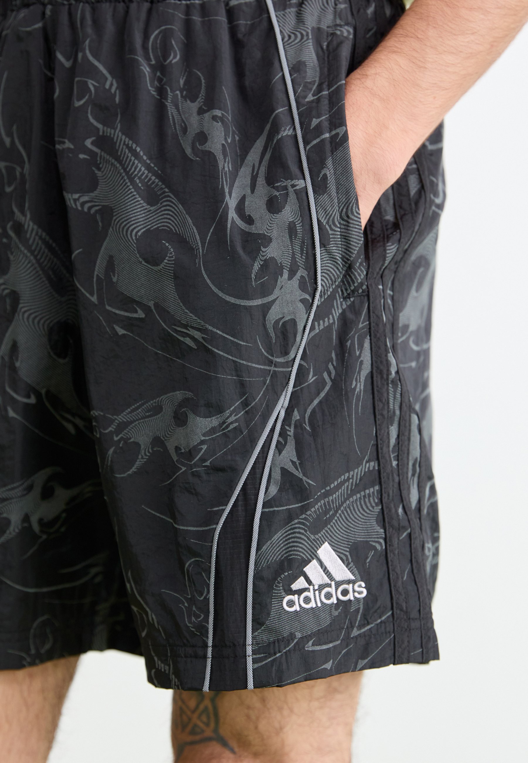 Ležérní kraťasy adidas Originals