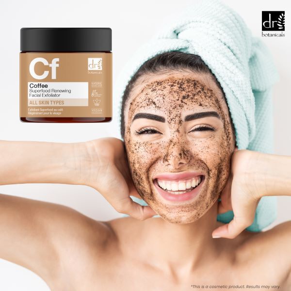 Dr. Botanicals kavos ir supermaisto atnaujinamasis veido šveitiklis