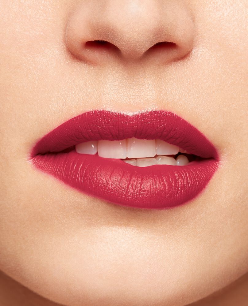 „Joli Rouge Velvet“ papildymas Prabangūs lūpų dažai