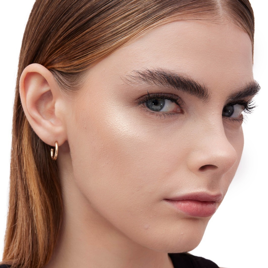 Yves Saint Laurent marķieris All Hours Hyper Luminize marķieris - 5 g