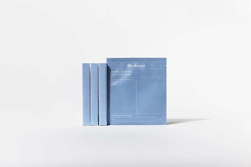 Máscara facial hidratante Biodance Hydro Cera-nol Real Deep Mask com efeito calmante.