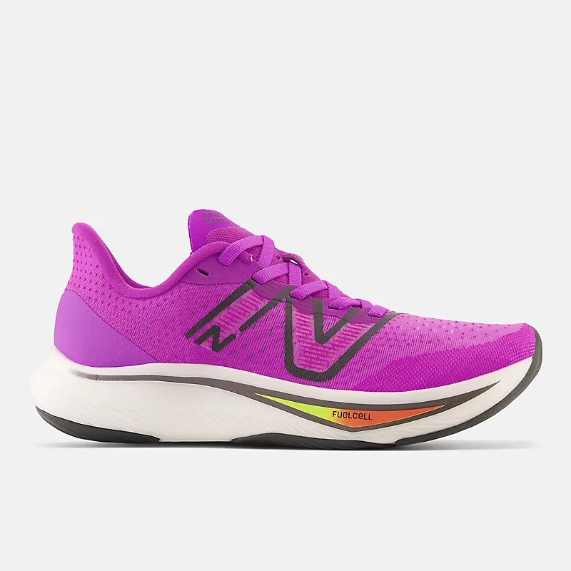 Pantofi de damă FuelCell Rebel v3 - Cosmic Rose cu lac negru și libelulă neon