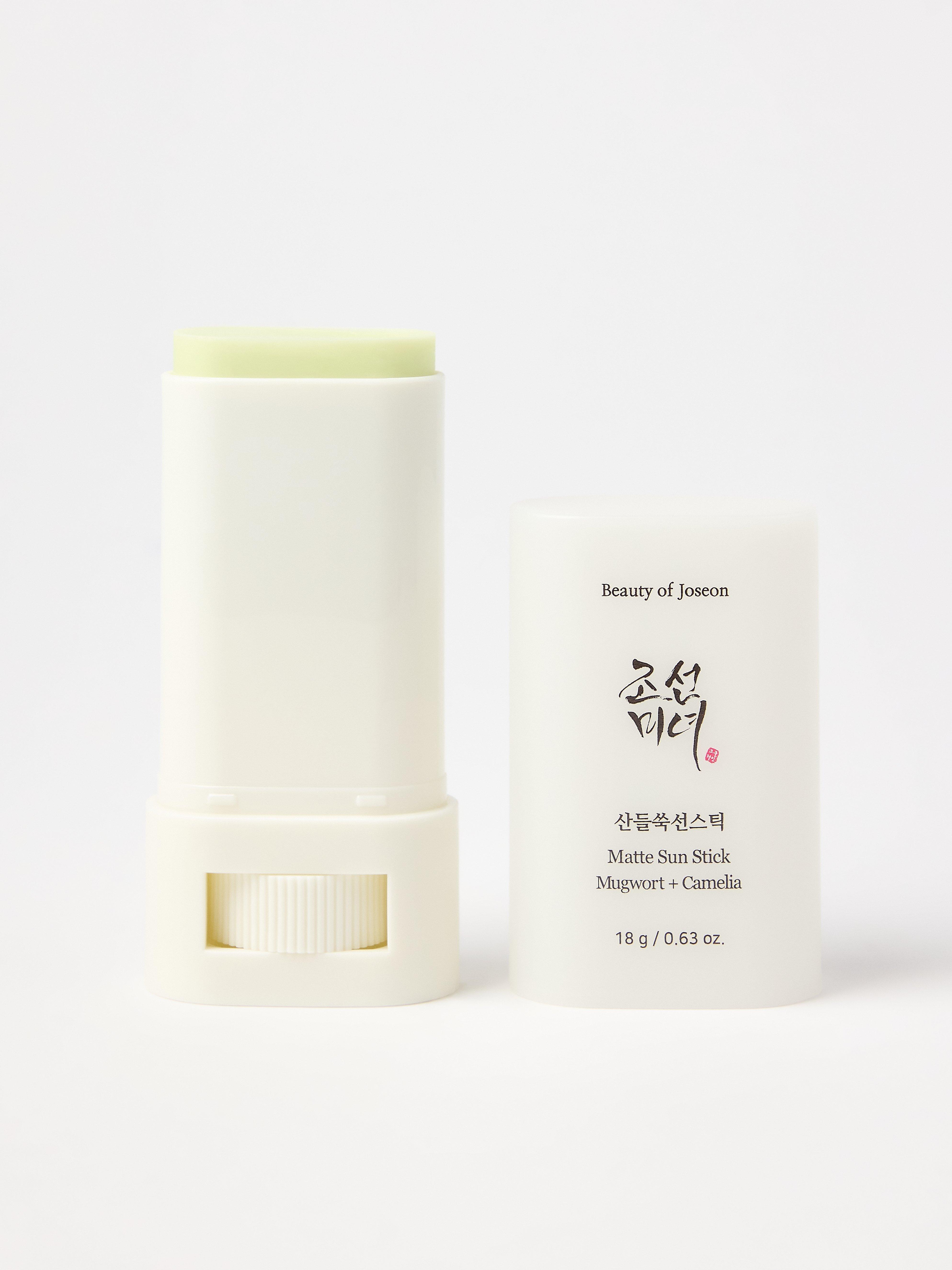 Beauty of Joseon Matte Sun Stick: Mugwort   Camelia No colour