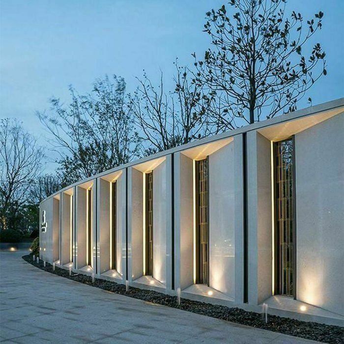 Foco LED empotrable ultradelgado de 3 W para exteriores, ideal para patios, resistente al agua con clasificación IP68 y fabricado en acero inoxidable.