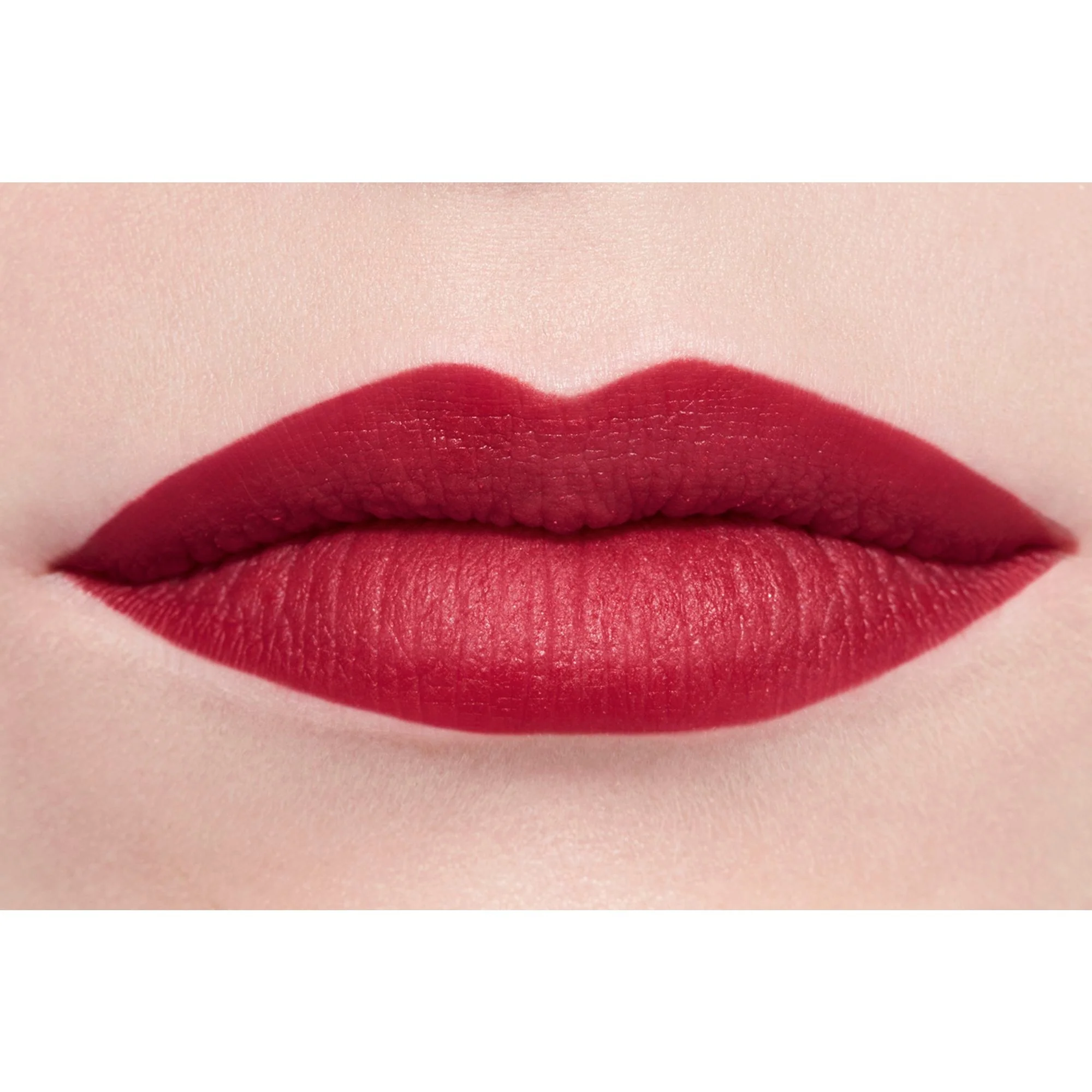 ROUGE ALLURE VELVET - IL ROSSETTO VELLUTATO LUMINOSO