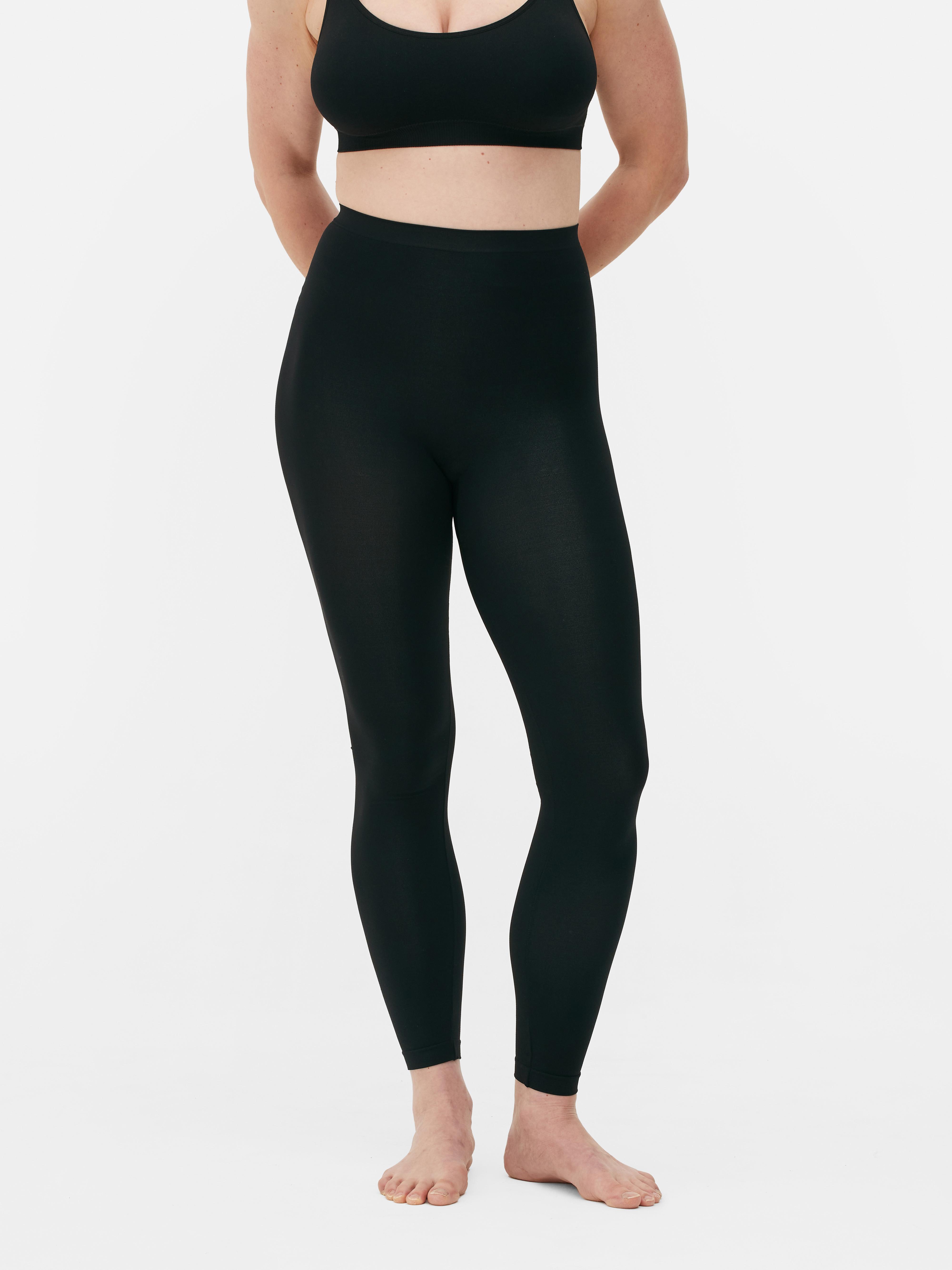 Varrás nélküli, alakformáló leggings. Ez a leggings varrás nélküli és alakformáló, mit kívánhatnál még?