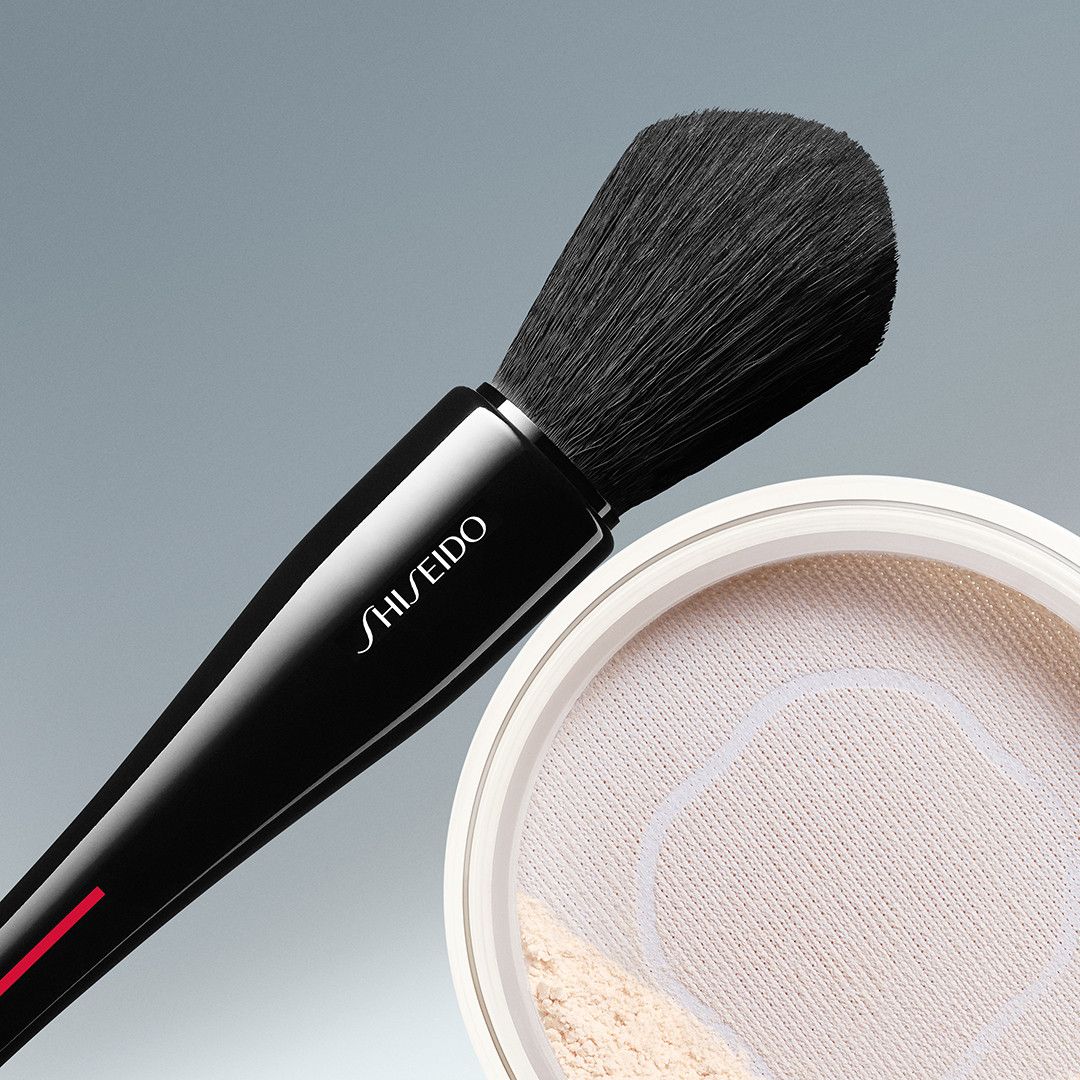 Synchro Skin Invisible Silk puder u prahu Luksuzni kompaktni i puder u prahu