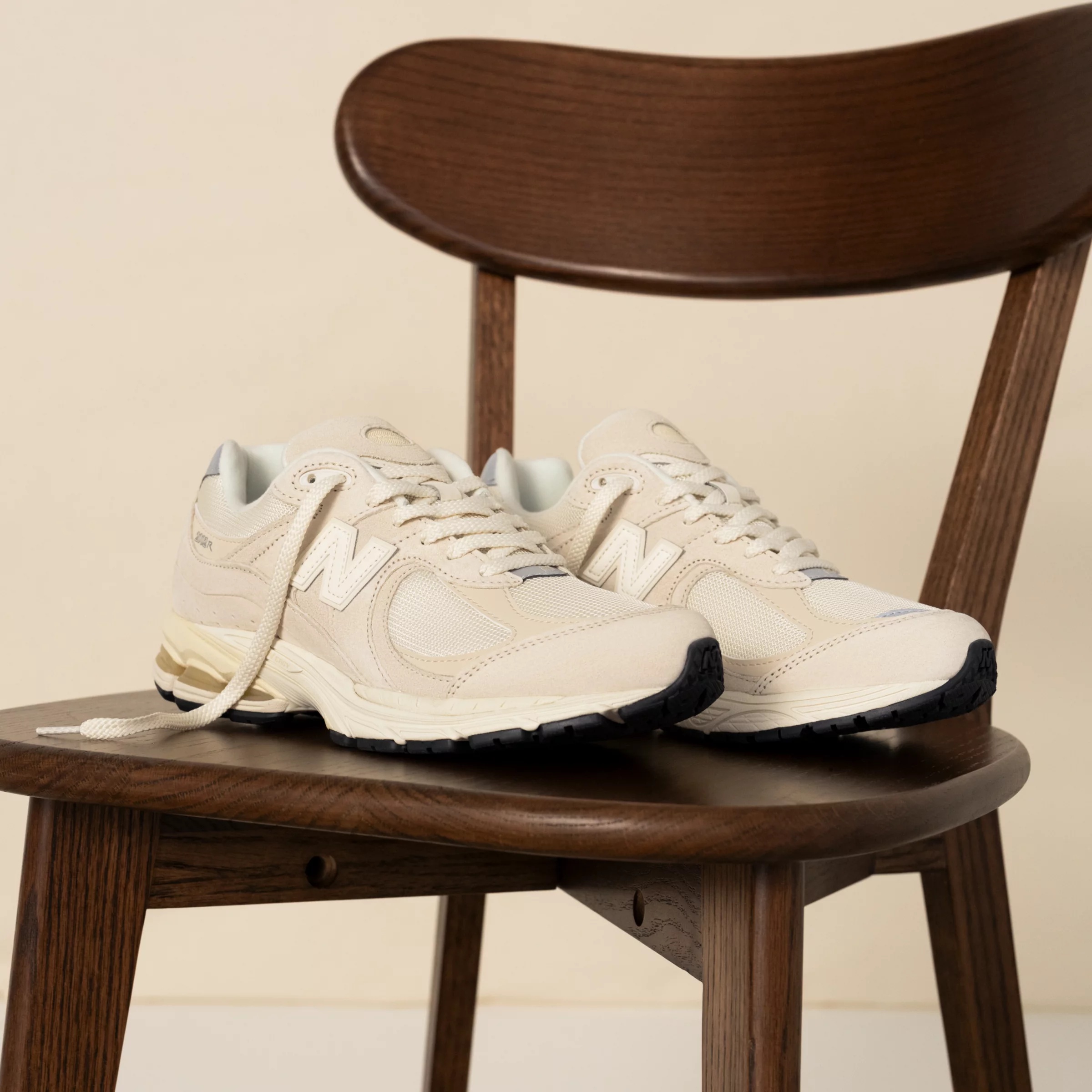 2002R Calm Taupe con Angora e Silver Metalic