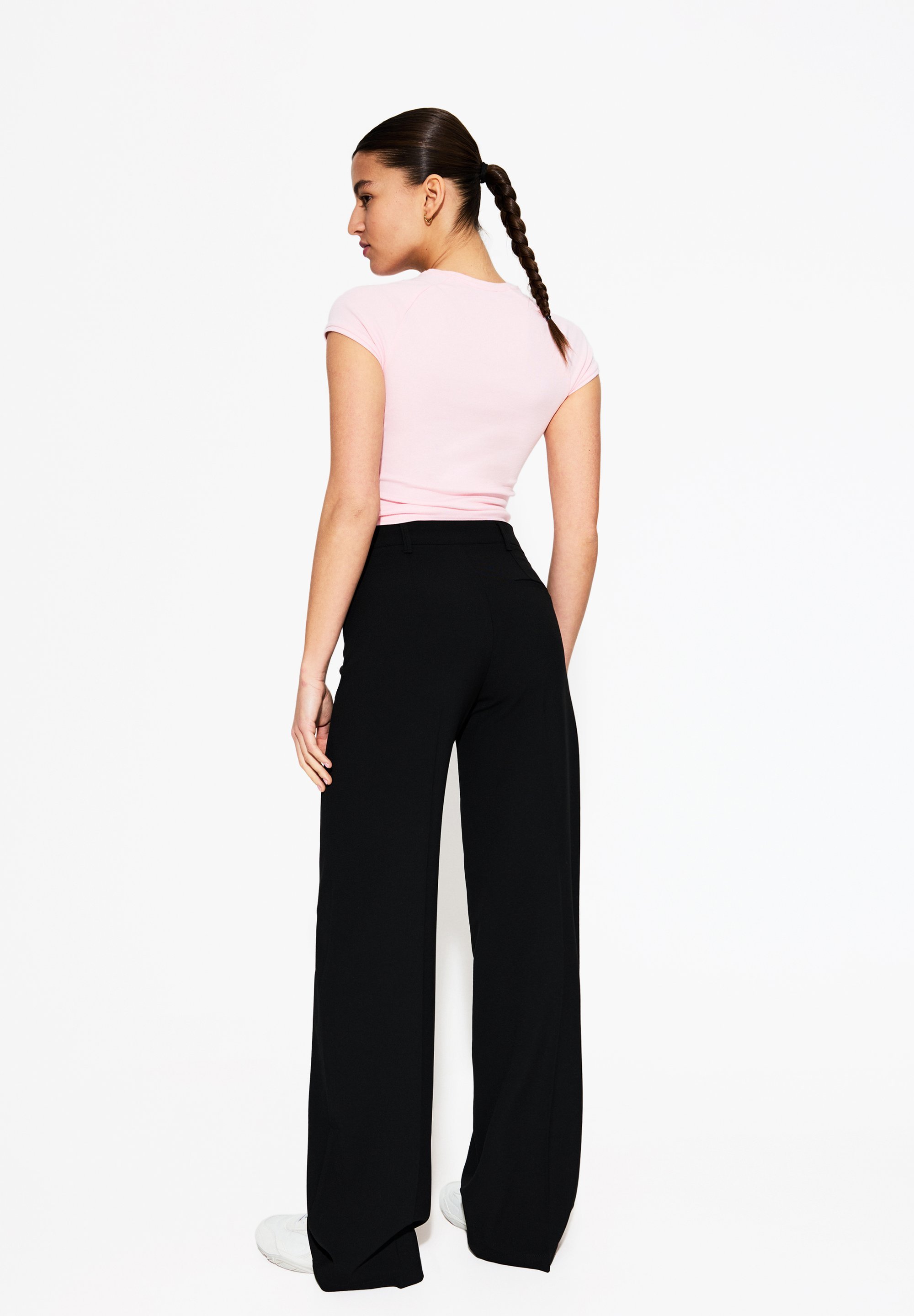 Pantaloni Bershka - neri