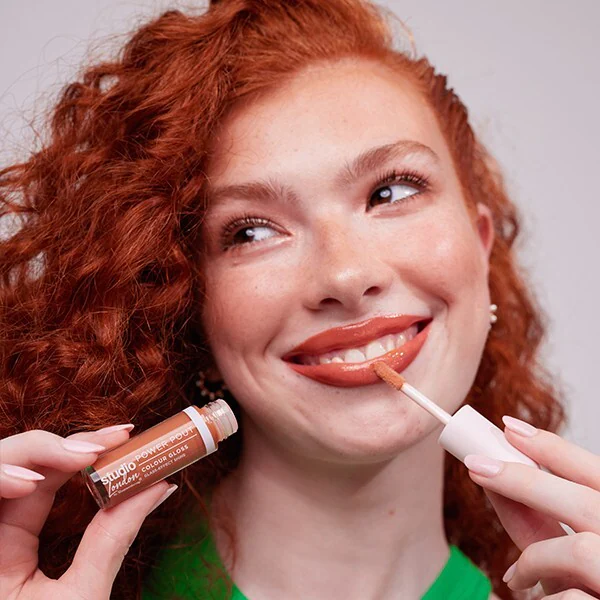 Studio London Power Pout Colour Gloss Añade Confianza
