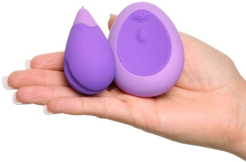 Pipedream Fantasy para ela: um vibrador remoto para excitar os músculos do assoalho pélvico.