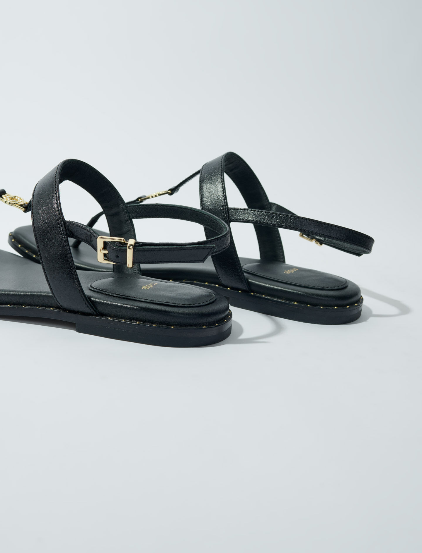 Platte sandalen met leren bandjes - Zwart