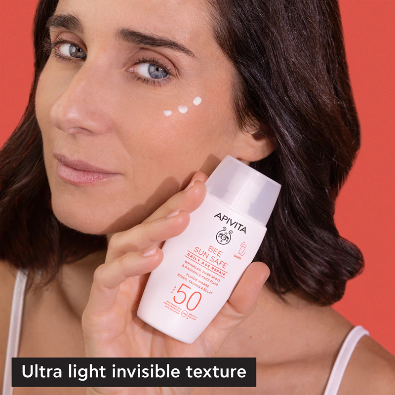 Apivita Bee Sun Safe Daily Age Repair Fluid SPF50 beschermende anti-rimpelvloeistof SPF 50